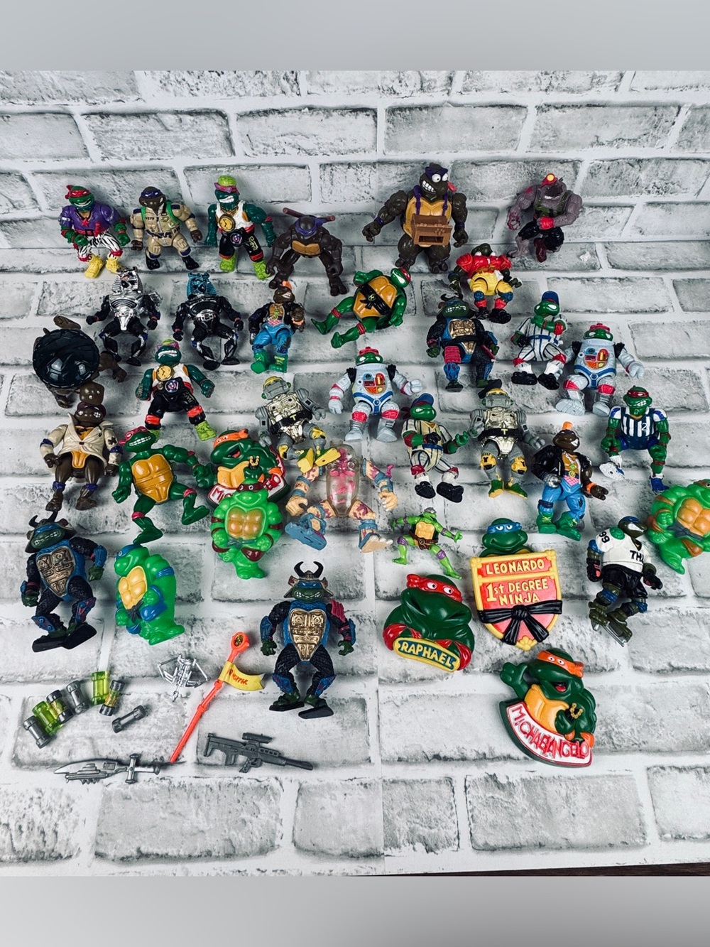 Vintage 1990's playmates 28 TMNT 3 Night Lites 7 Ooze canisters searchlight flag